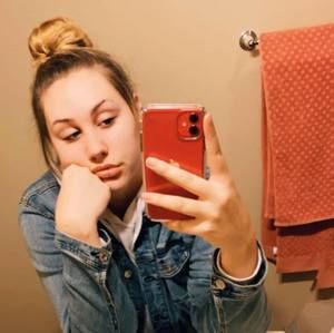 Meet your Posher, Jade